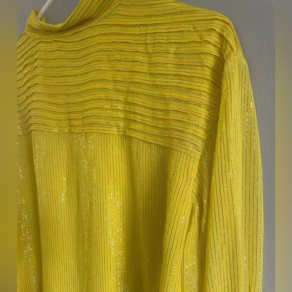 Ciebon Yellow Blouse with Metallic Accent Size Medium - Picture 3 of 8